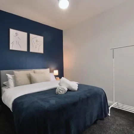 Birmingham City Stay Apartments *