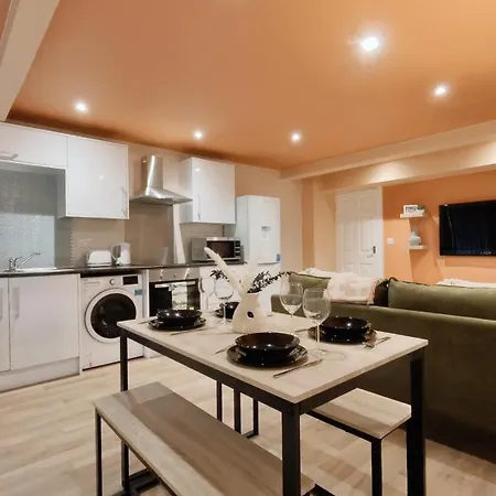 Birmingham City Stay Apartments * Бирмингем