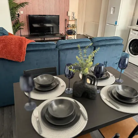 Birmingham City Stay Apartments *